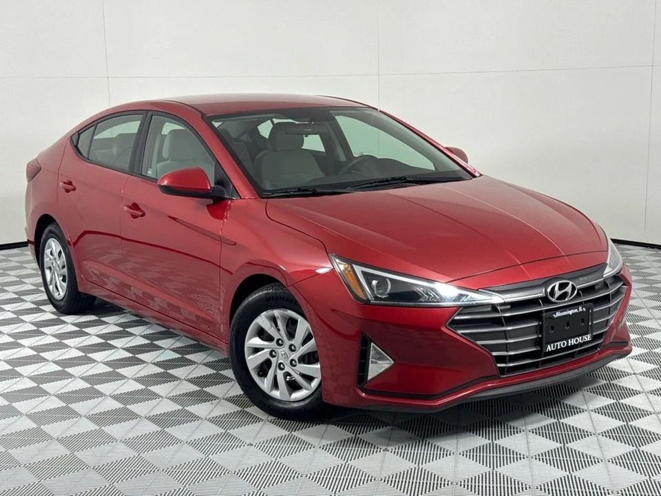 2019 Hyundai Elantra - Image 2 of 12