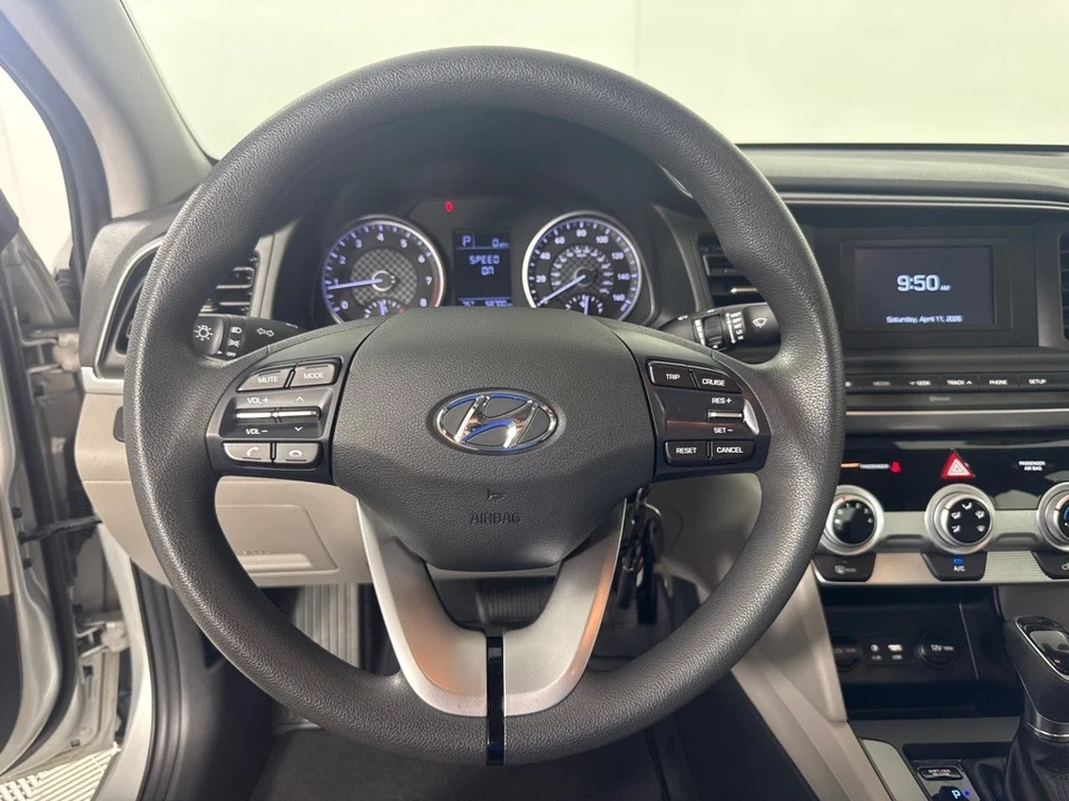 2019 Hyundai Elantra - Image 14 of 21