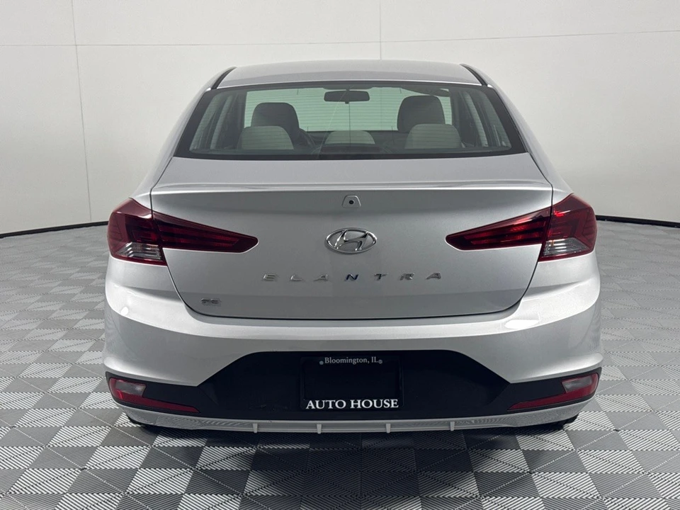 2019 Hyundai Elantra - Image 6 of 21