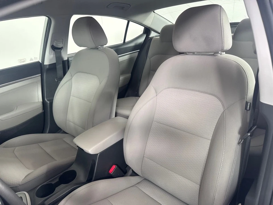 2019 Hyundai Elantra - Image 12 of 21