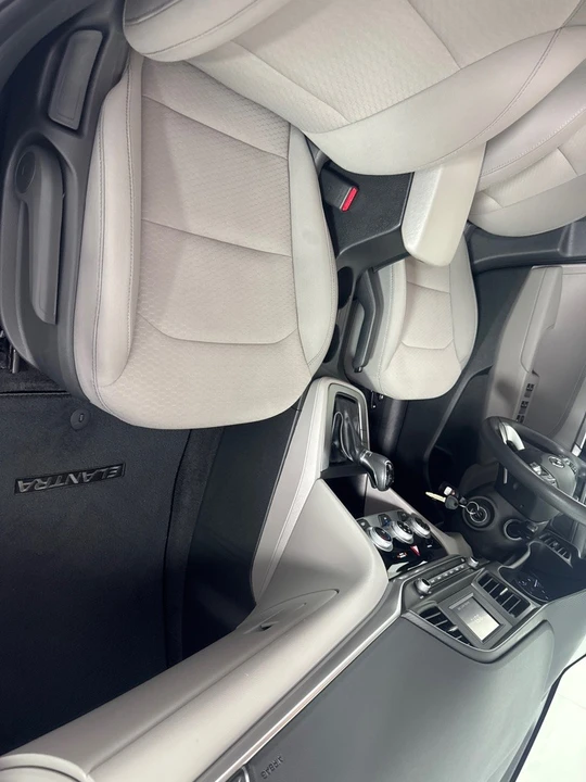 2019 Hyundai Elantra - Image 21 of 21
