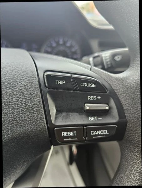 2019 Hyundai Elantra - Image 12 of 12