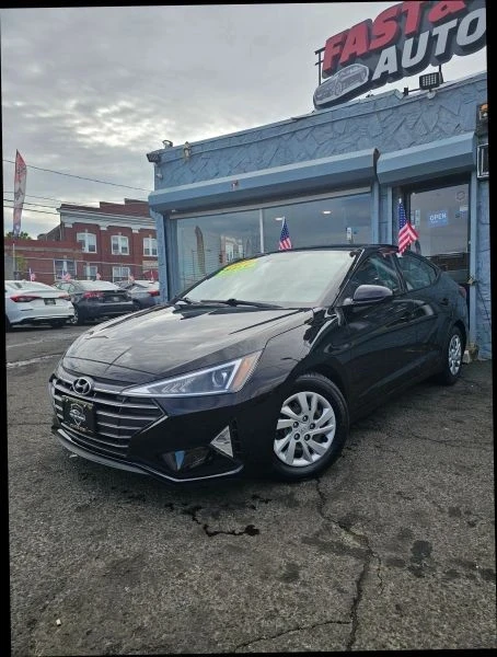 2019 Hyundai Elantra - Image 4 of 12