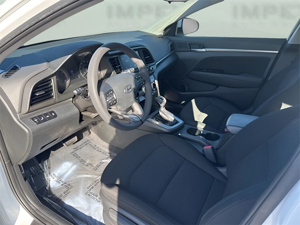 2019 Hyundai Elantra - Image 9 of 12
