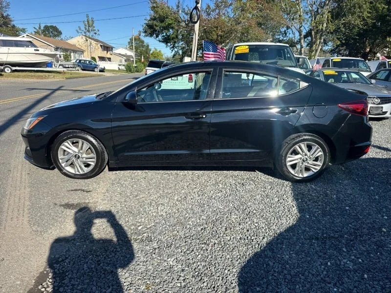 2019 Hyundai Elantra - Image 2 of 12