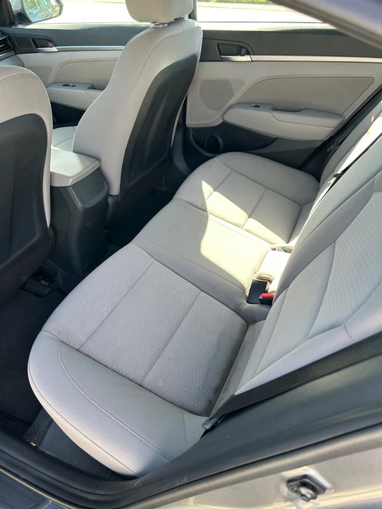 2019 Hyundai Elantra - Image 9 of 11