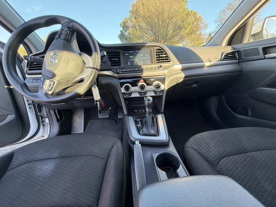 2019 Hyundai Elantra - Image 8 of 8
