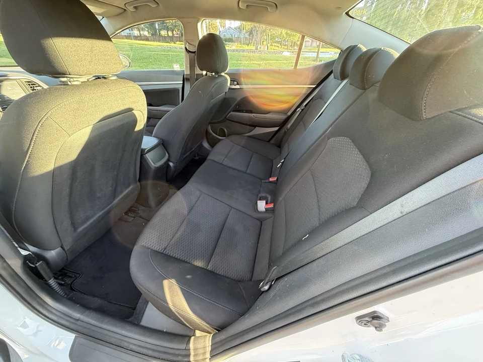 2019 Hyundai Elantra - Image 7 of 8