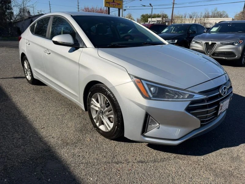 2019 Hyundai Elantra - Image 3 of 5