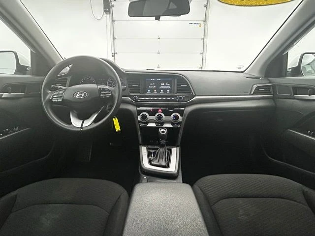 2019 Hyundai Elantra - Image 2 of 12