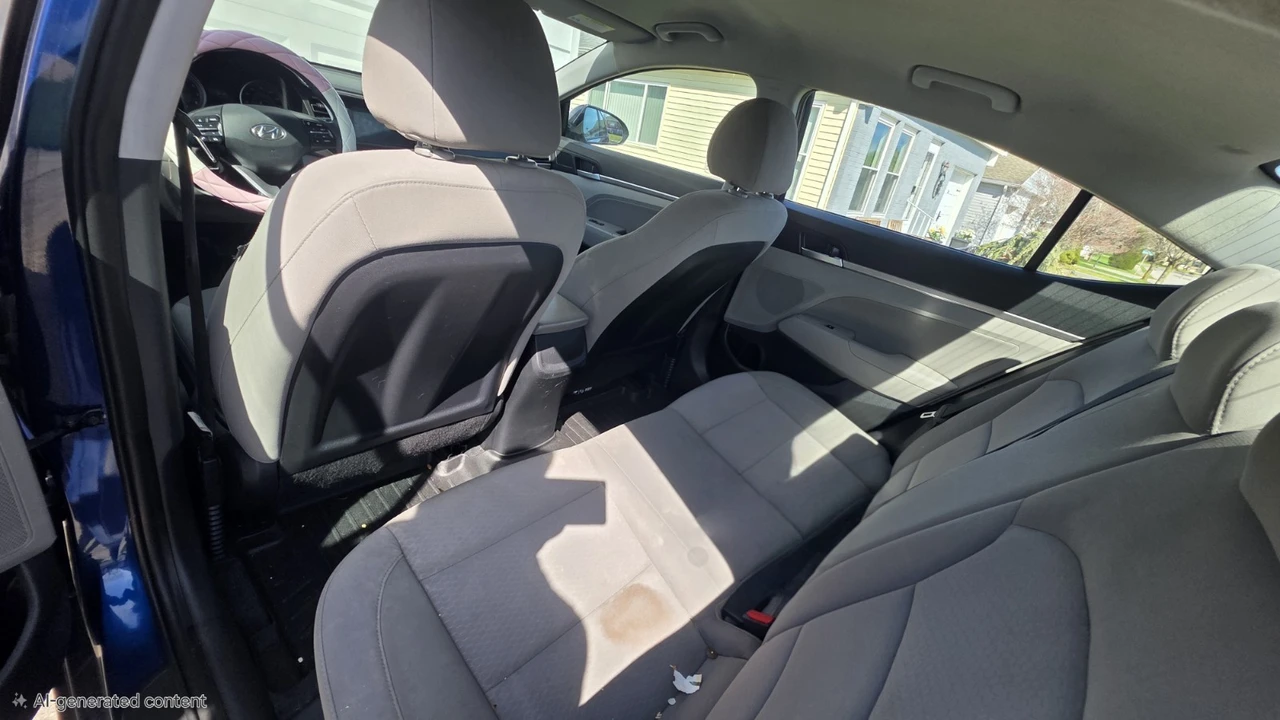 2019 Hyundai Elantra - Image 11 of 11