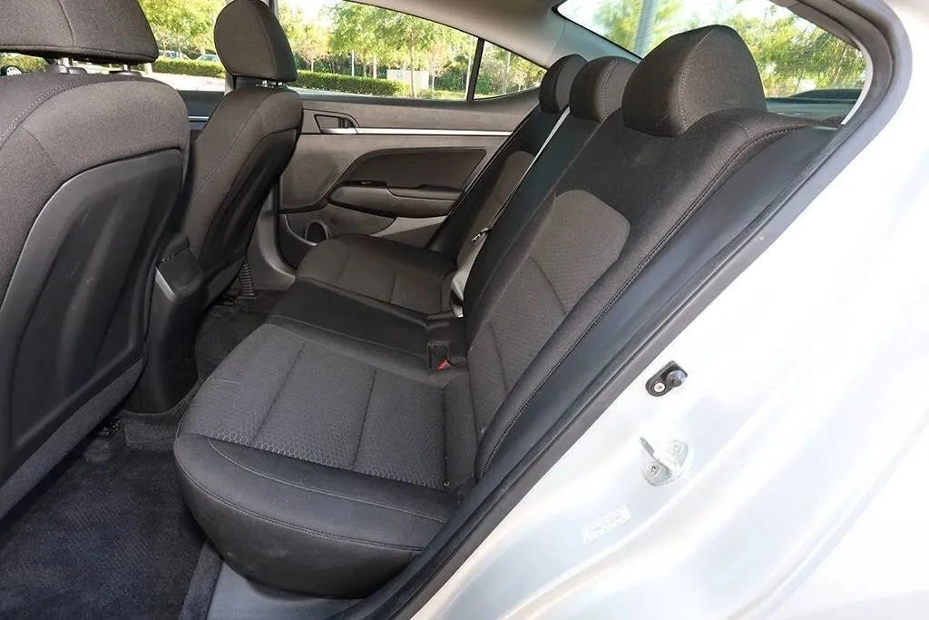 2019 Hyundai Elantra - Image 13 of 21
