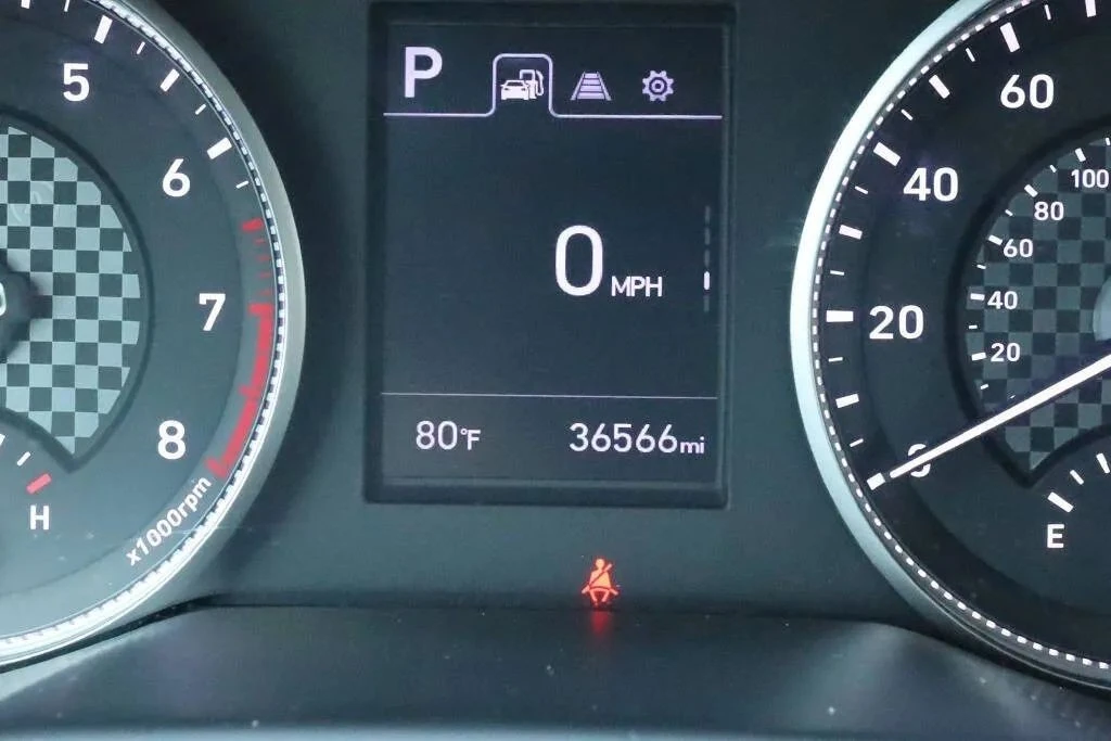2019 Hyundai Elantra - Image 15 of 21