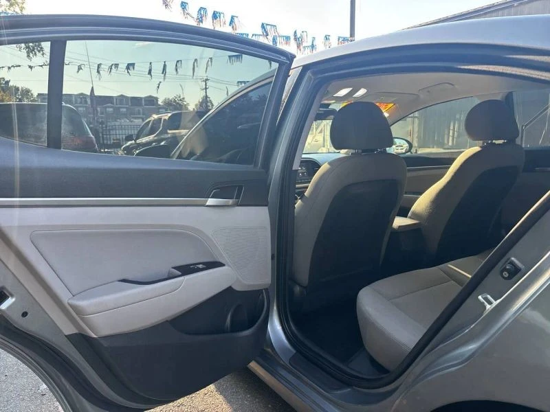 2019 Hyundai Elantra - Image 12 of 12