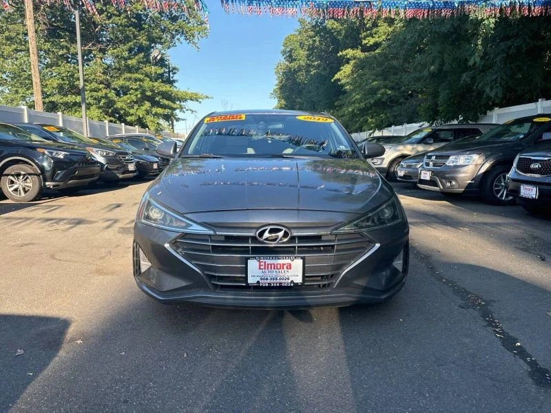 2019 Hyundai Elantra - Image 2 of 12