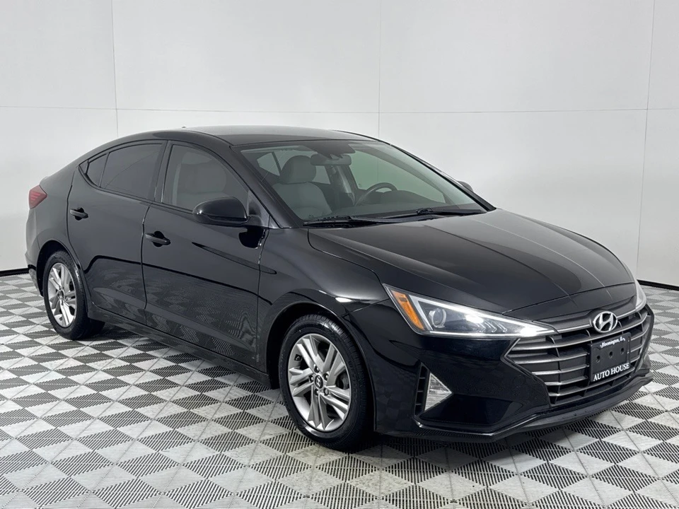 2019 Hyundai Elantra - Image 3 of 12