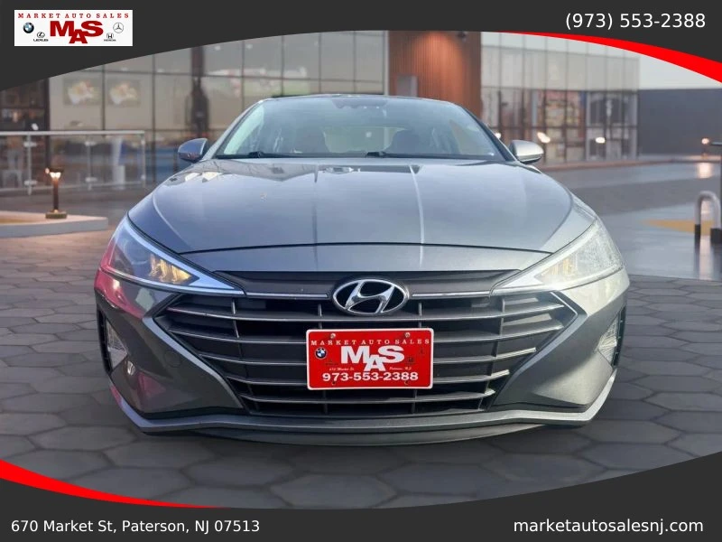2019 Hyundai Elantra - Image 2 of 12