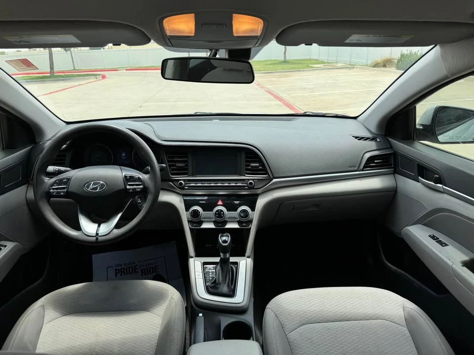 2019 Hyundai Elantra - Image 11 of 13