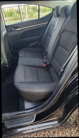 2019 Hyundai Elantra - Image 16 of 21