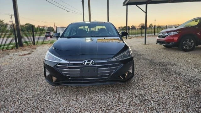 2019 Hyundai Elantra - Image 2 of 21