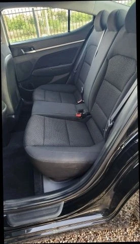 2019 Hyundai Elantra - Image 16 of 21