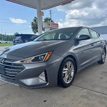 2019 Hyundai Elantra SEL Sedan 4D