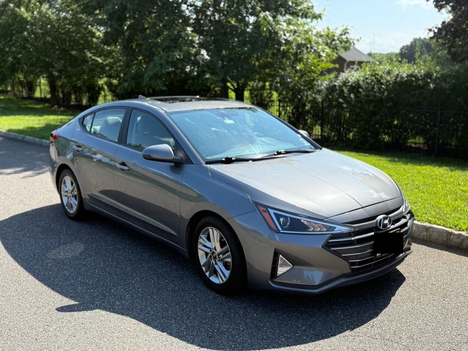 2019 Hyundai Elantra - Image 6 of 21