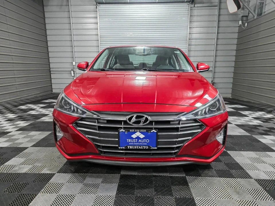 2019 Hyundai Elantra - Image 3 of 12