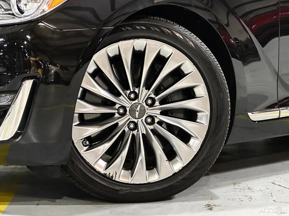 2019 Hyundai Genesis - Image 2 of 21