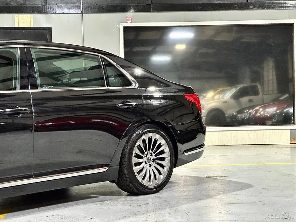 2019 Hyundai Genesis - Image 4 of 21