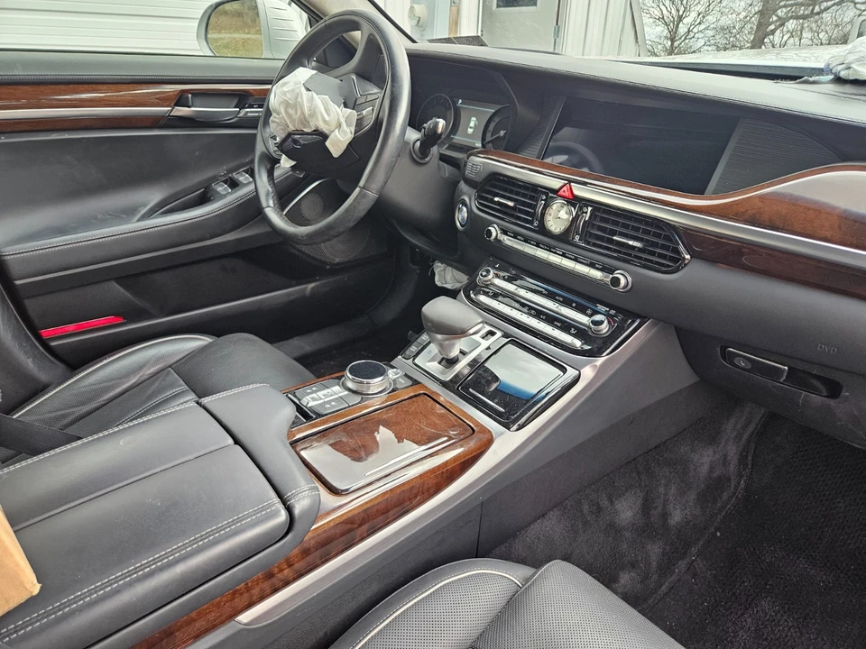 2019 Hyundai Genesis - Image 7 of 10