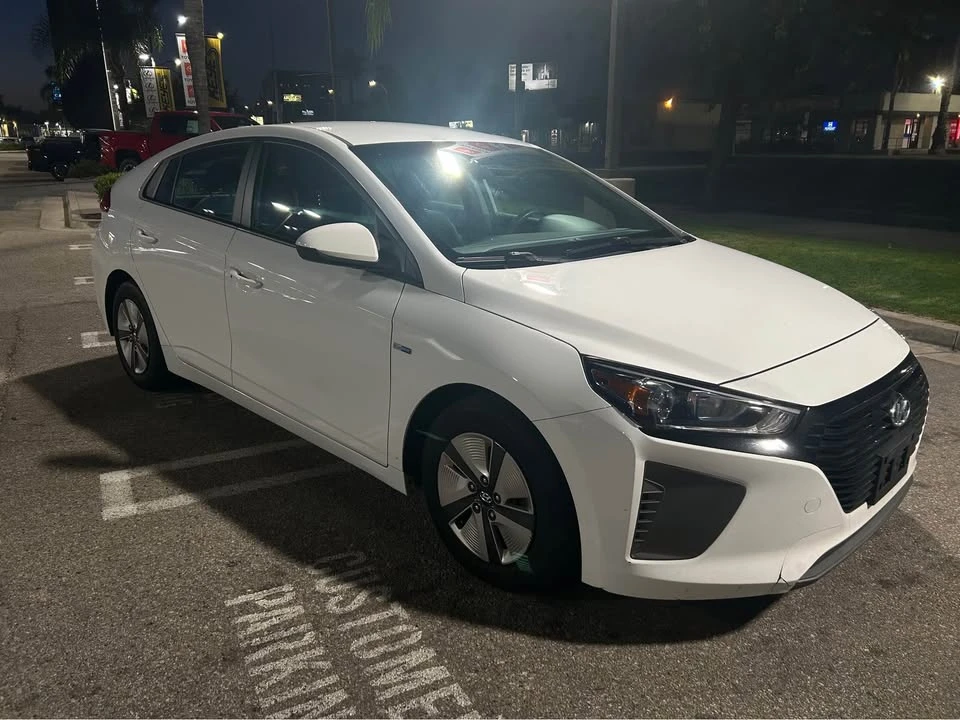 2019 Hyundai Ioniq 5 - Image 3 of 14