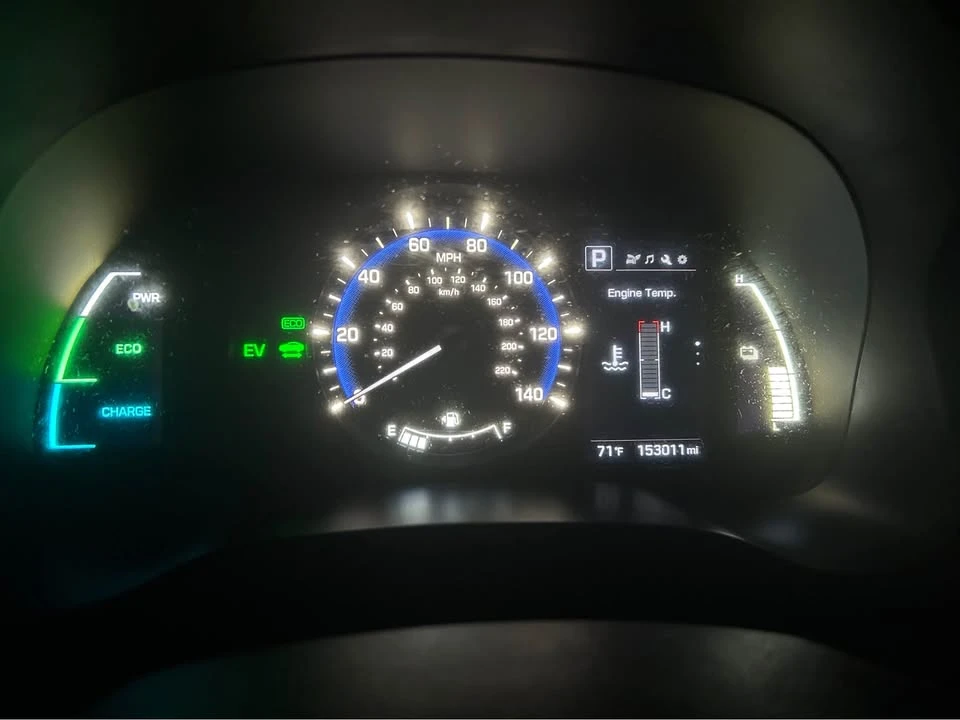 2019 Hyundai Ioniq 5 - Image 8 of 14