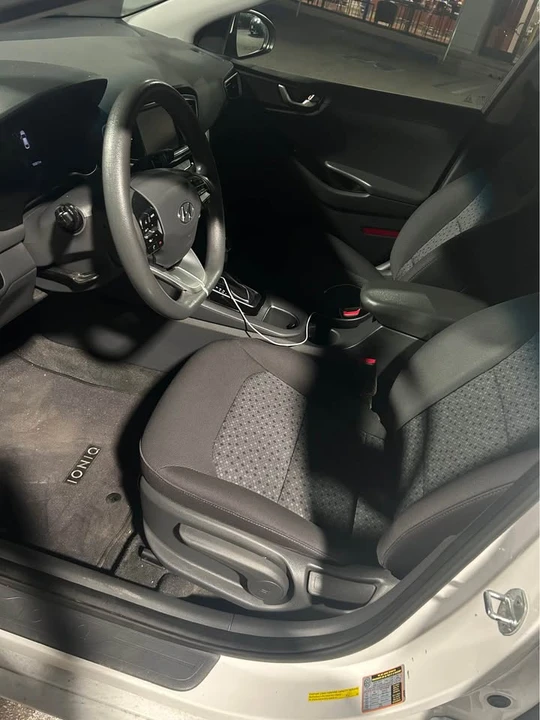 2019 Hyundai Ioniq 5 - Image 11 of 14