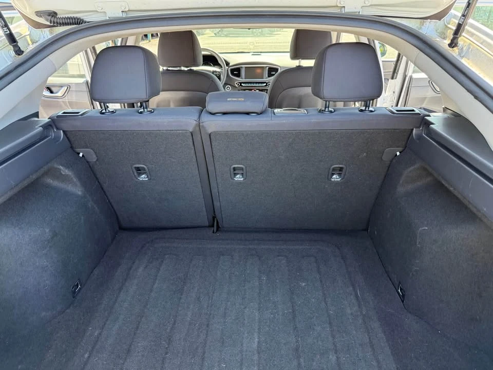 2019 Hyundai Ioniq 5 - Image 19 of 20