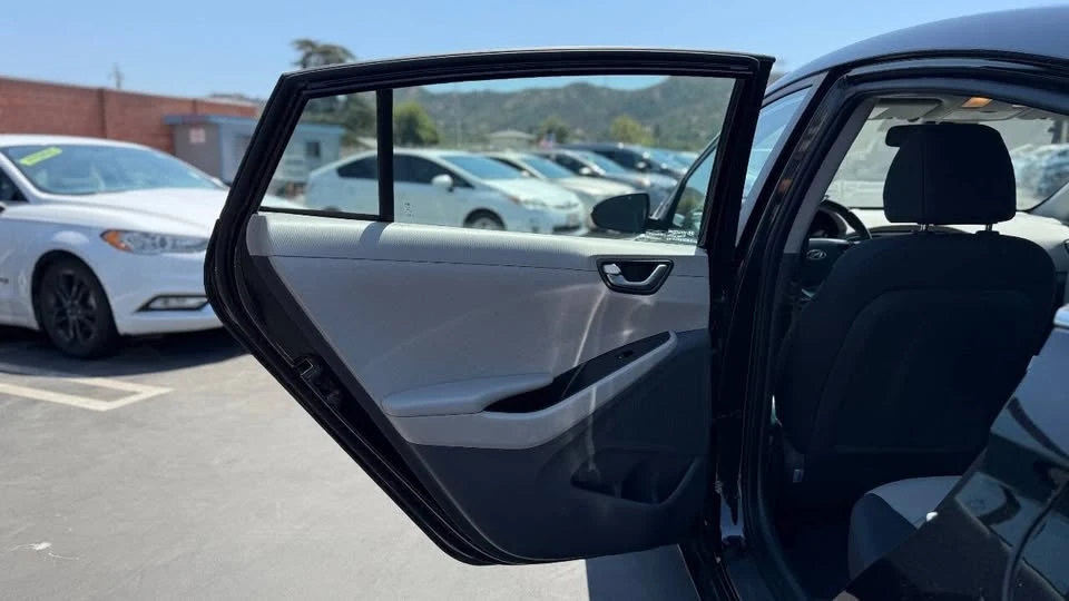 2019 Hyundai Ioniq 5 - Image 18 of 20