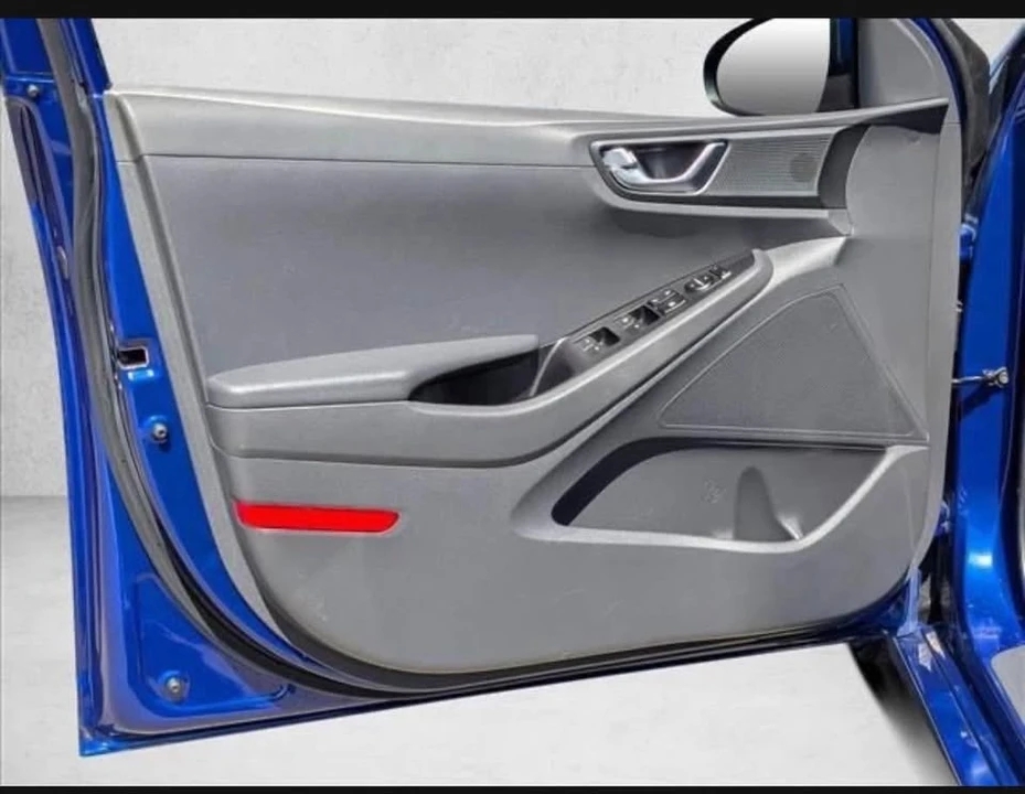 2019 Hyundai Ioniq 5 - Image 7 of 10