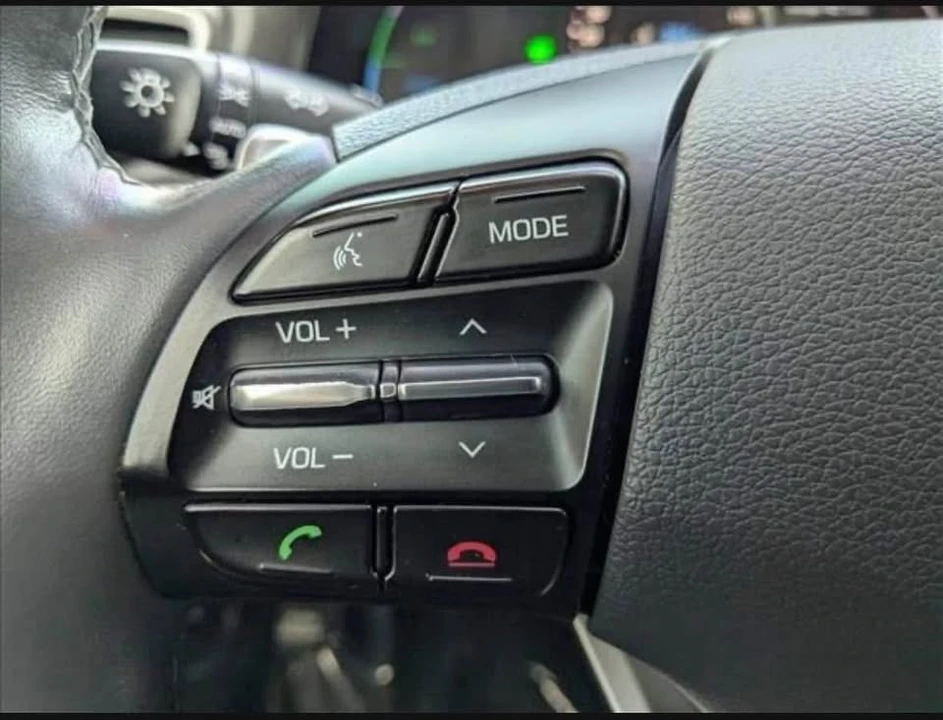 2019 Hyundai Ioniq 5 - Image 4 of 10