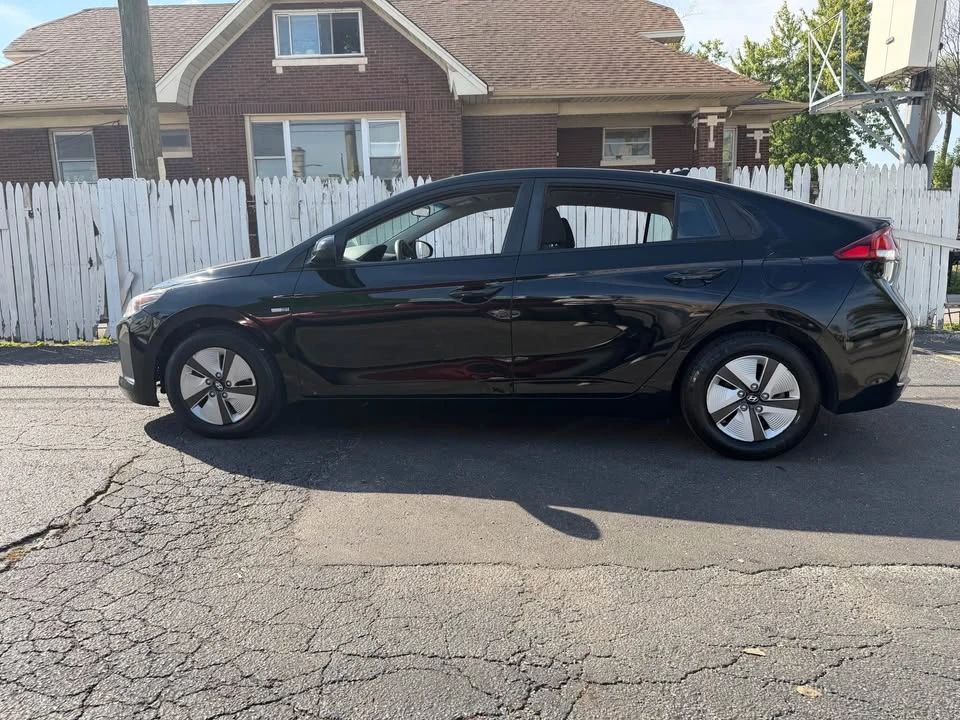2019 Hyundai Ioniq 5 - Image 3 of 10