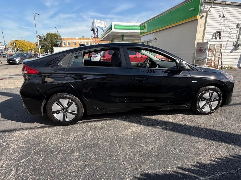 2019 Hyundai Ioniq 5 - Image 6 of 10