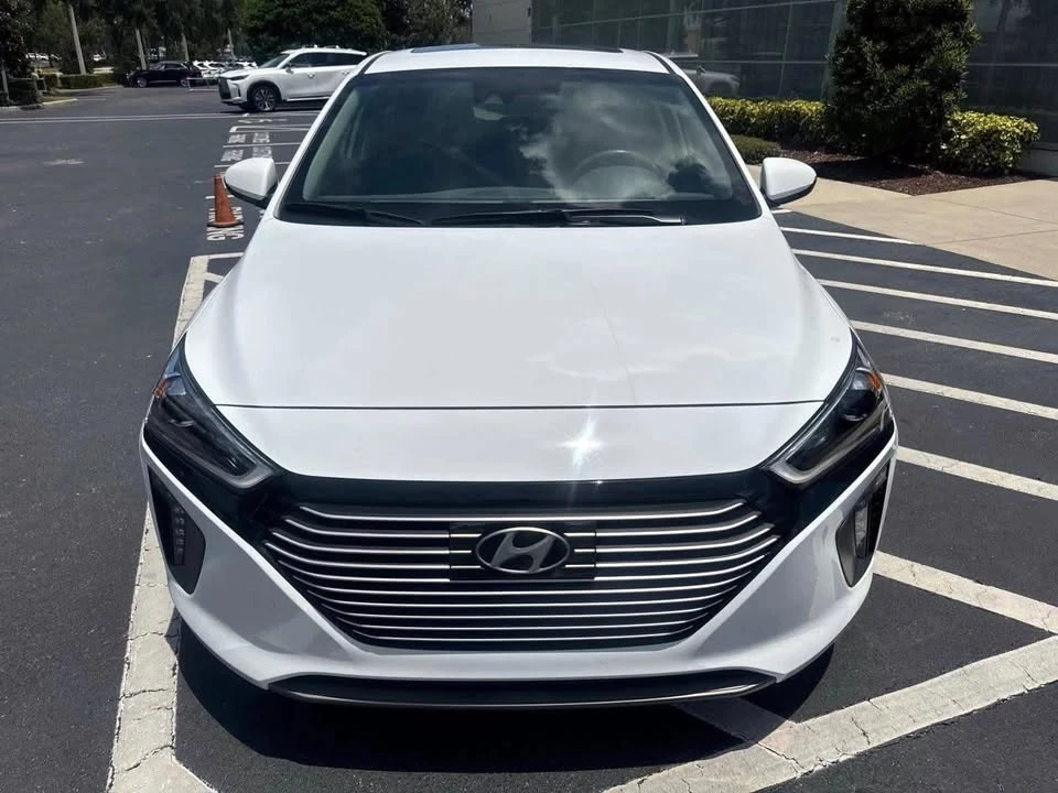2019 Hyundai Ioniq 5 - Image 5 of 19