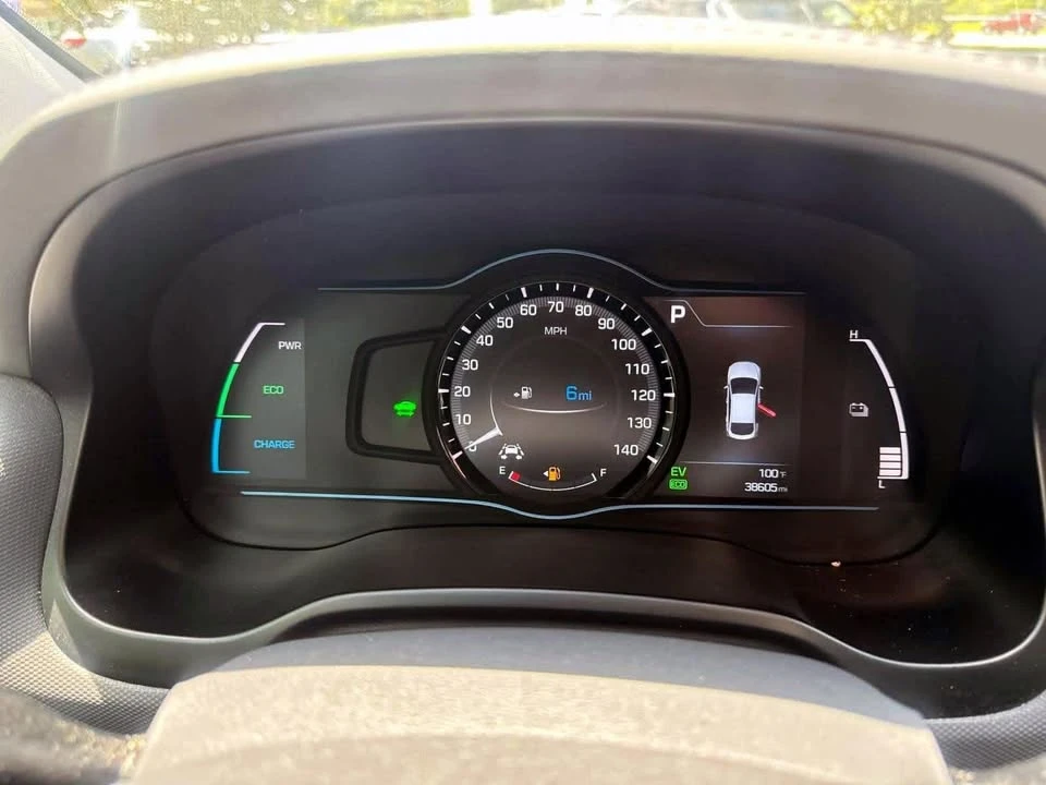 2019 Hyundai Ioniq 5 - Image 15 of 19
