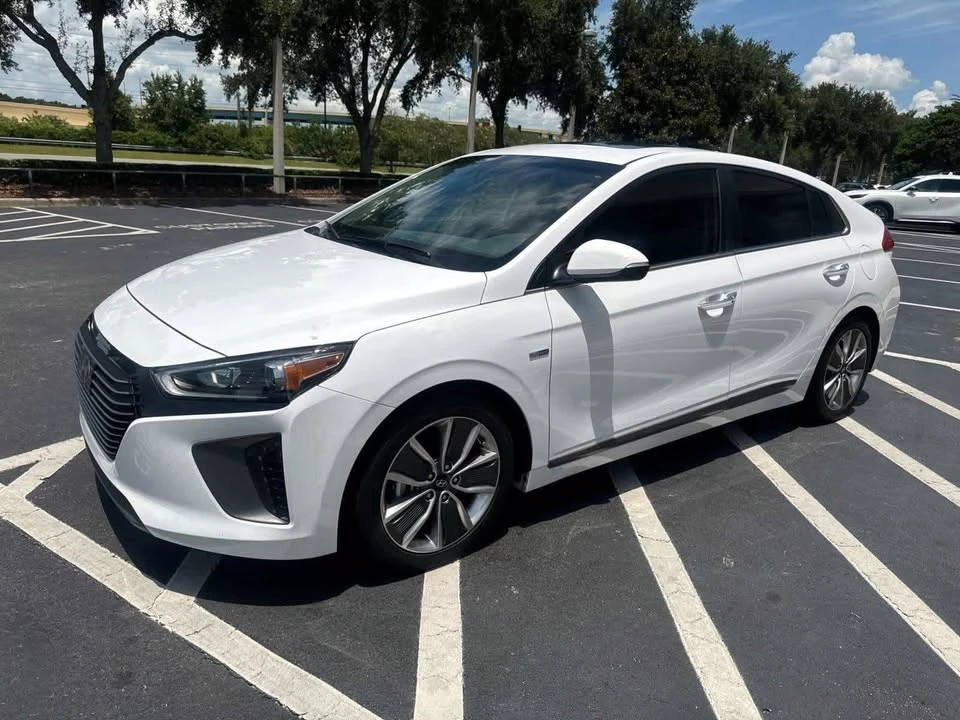 2019 Hyundai Ioniq 5 - Image 4 of 19