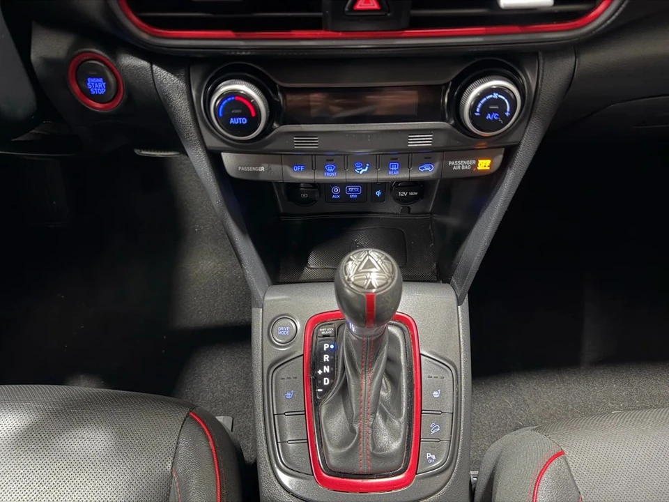 2019 Hyundai Kona - Image 17 of 20