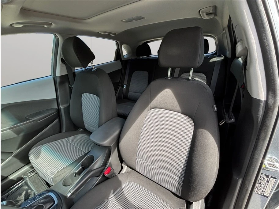 2019 Hyundai Kona - Image 16 of 21