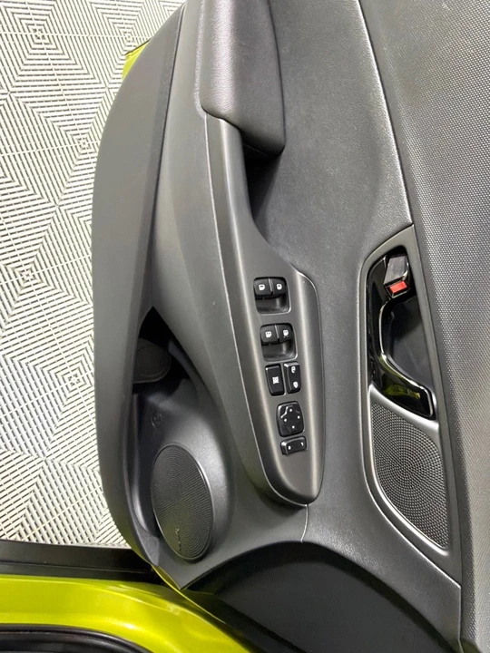 2019 Hyundai Kona - Image 11 of 21