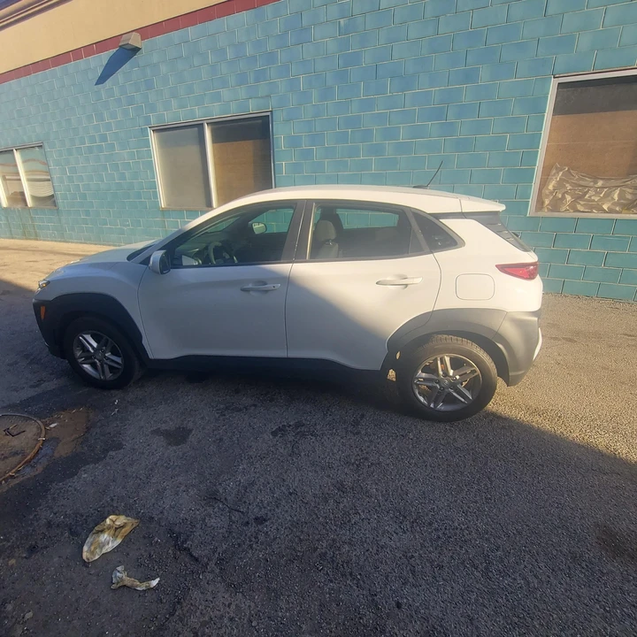 2019 Hyundai Kona - Image 2 of 21