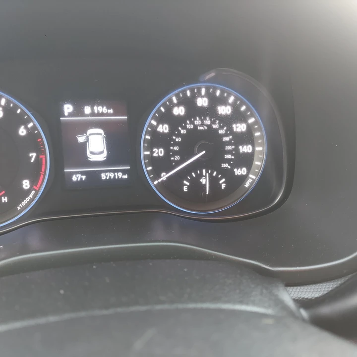 2019 Hyundai Kona - Image 7 of 21