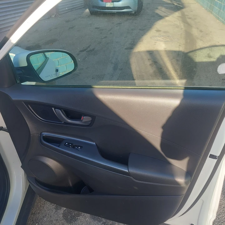 2019 Hyundai Kona - Image 4 of 21