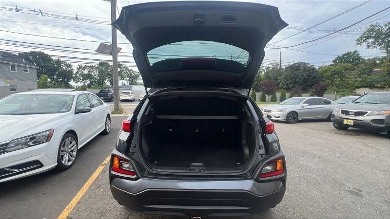 2019 Hyundai Kona - Image 9 of 12